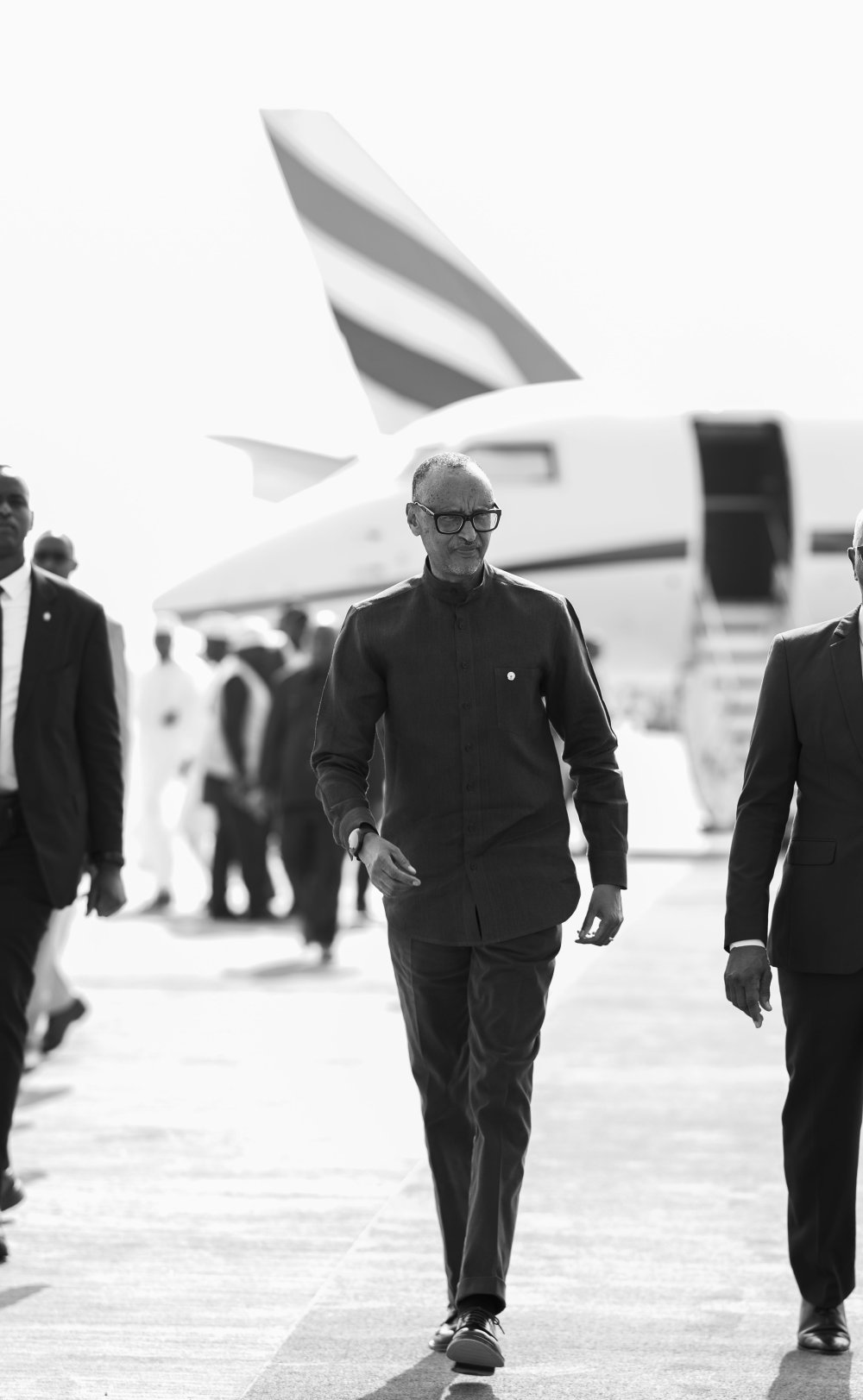Perezida Paul Kagame yageze i Salalah muri Oman