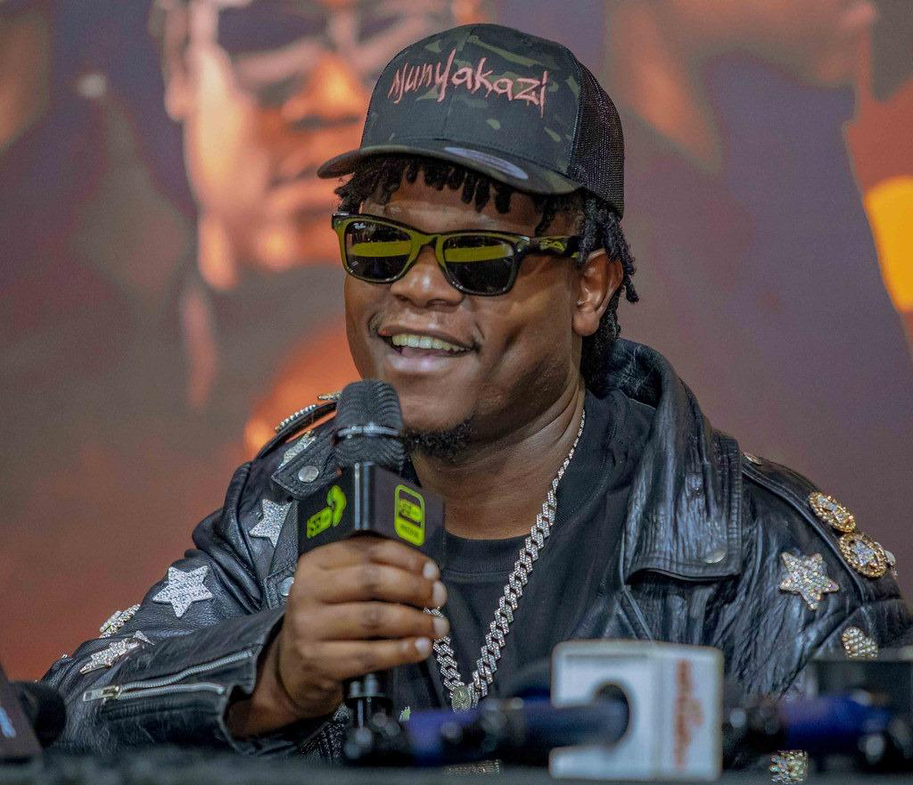 Bruce Melody yahakanye ibyifungwa rye